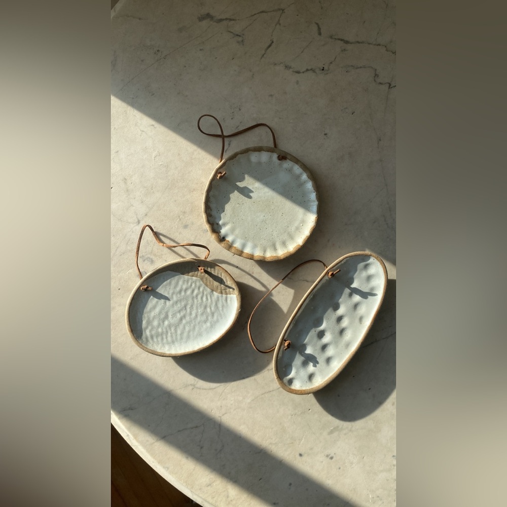 stoneware / ceramic decorative dish set and wall hanging
